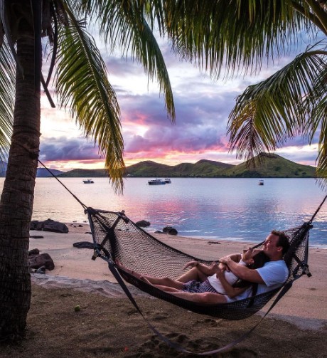  Couple’s Hammock