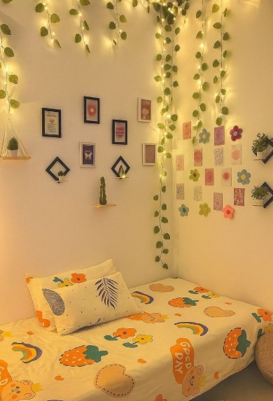 DIY Christmas Bedroom Decor