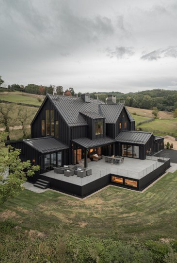 Dark Farmhouse Style
