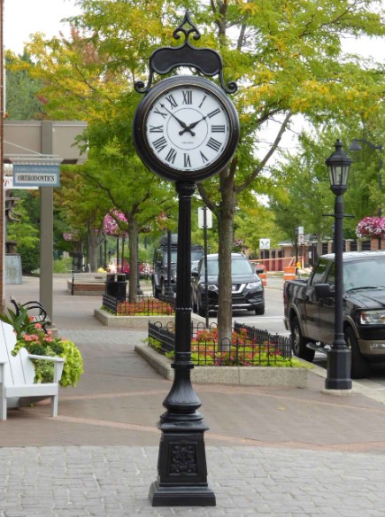Decorative Outdoor Clocks
