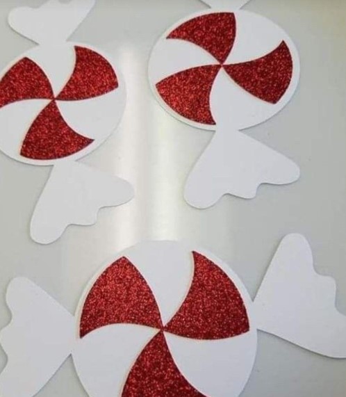 Easy DIY Grinch Garland