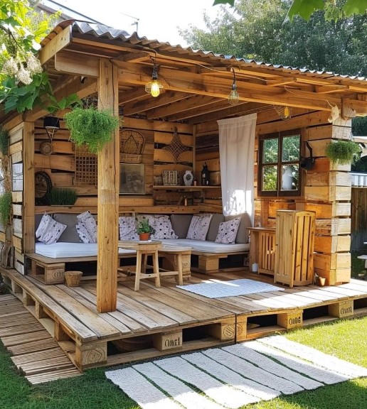 Garden Gazebo Nook