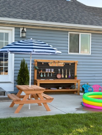 Kids’ Outdoor Table