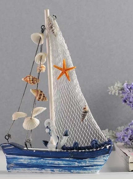 Nautical Theme Accessories for a Fresh Look