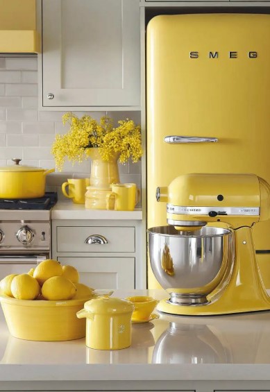 Pale Yellow Appliances