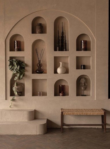 Recessed Arch-Shaped Shelf