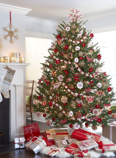 Scandinavian Christmas Tree
