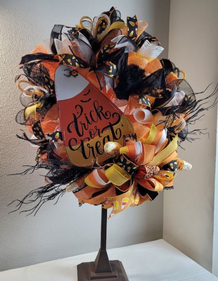 Trick or Treat Wreath