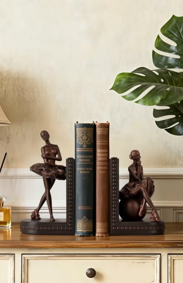 Unique Bookend Arrangements