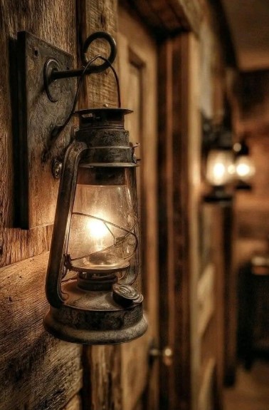 Vintage Decor Items